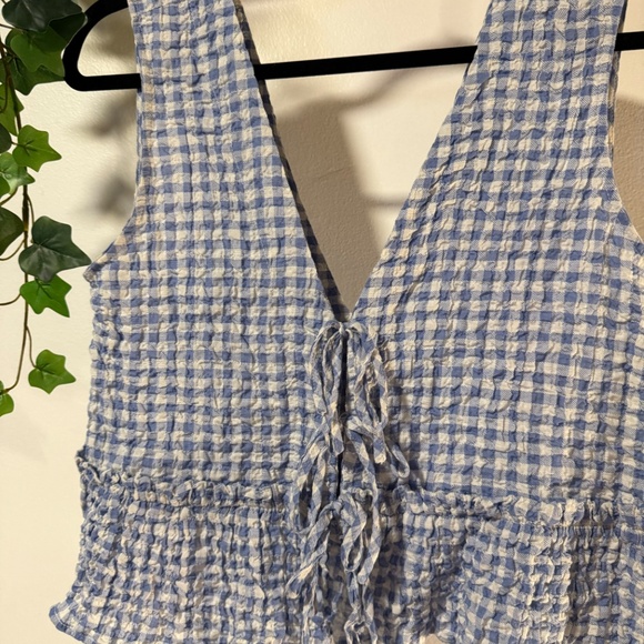 Zara Blue Gingham Smocked Crop Top - Picture 3 of 5